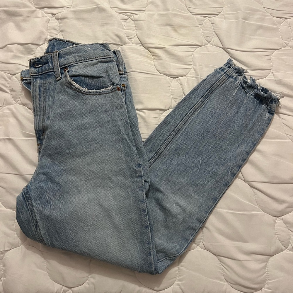 Abercrombie High Rise Mom Jean